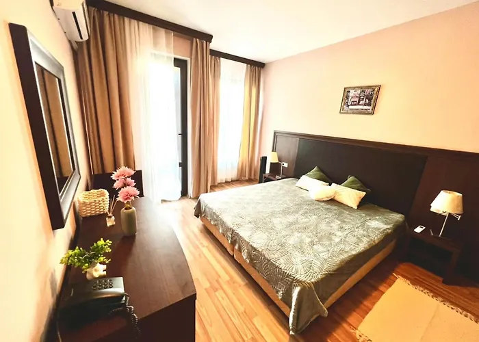 Lorena свети спас